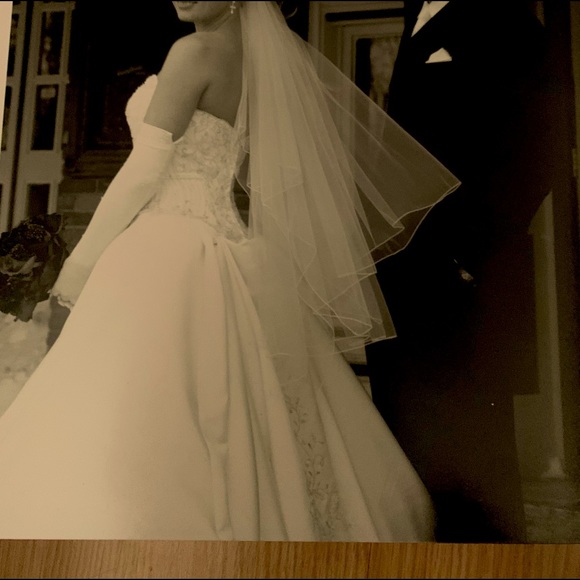 Wedding Dress, Tiera and Gloves - Picture 1 of 16